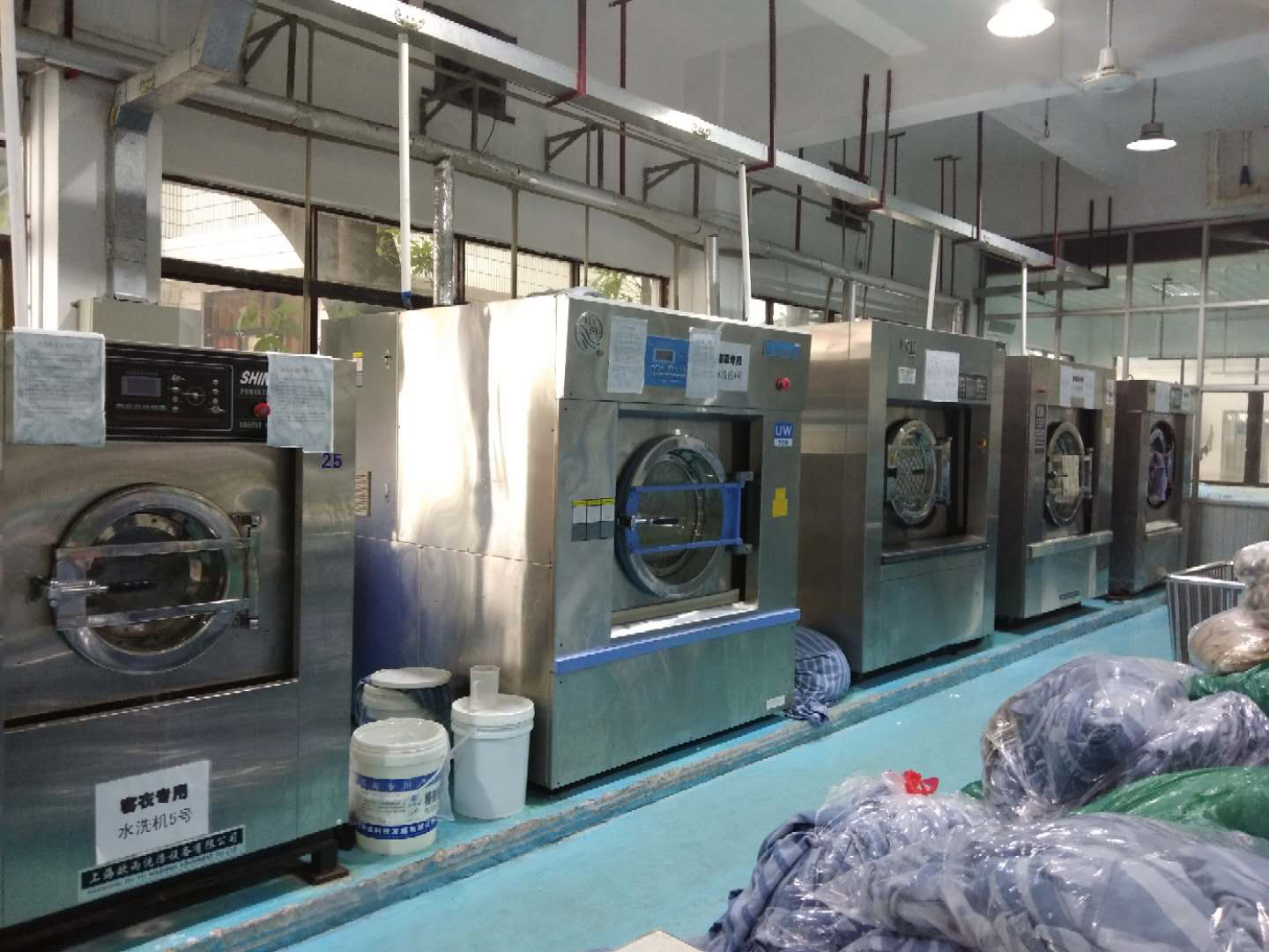 力（lì）淨工業洗衣機順利中標中（zhōng）國南航