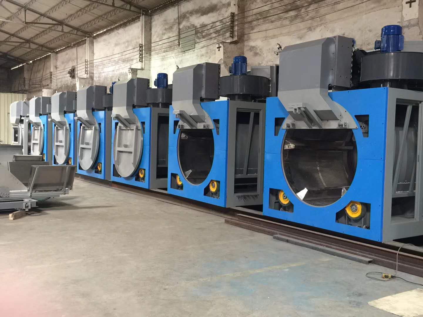 如何挑（tiāo）選優質的大型工業洗衣機