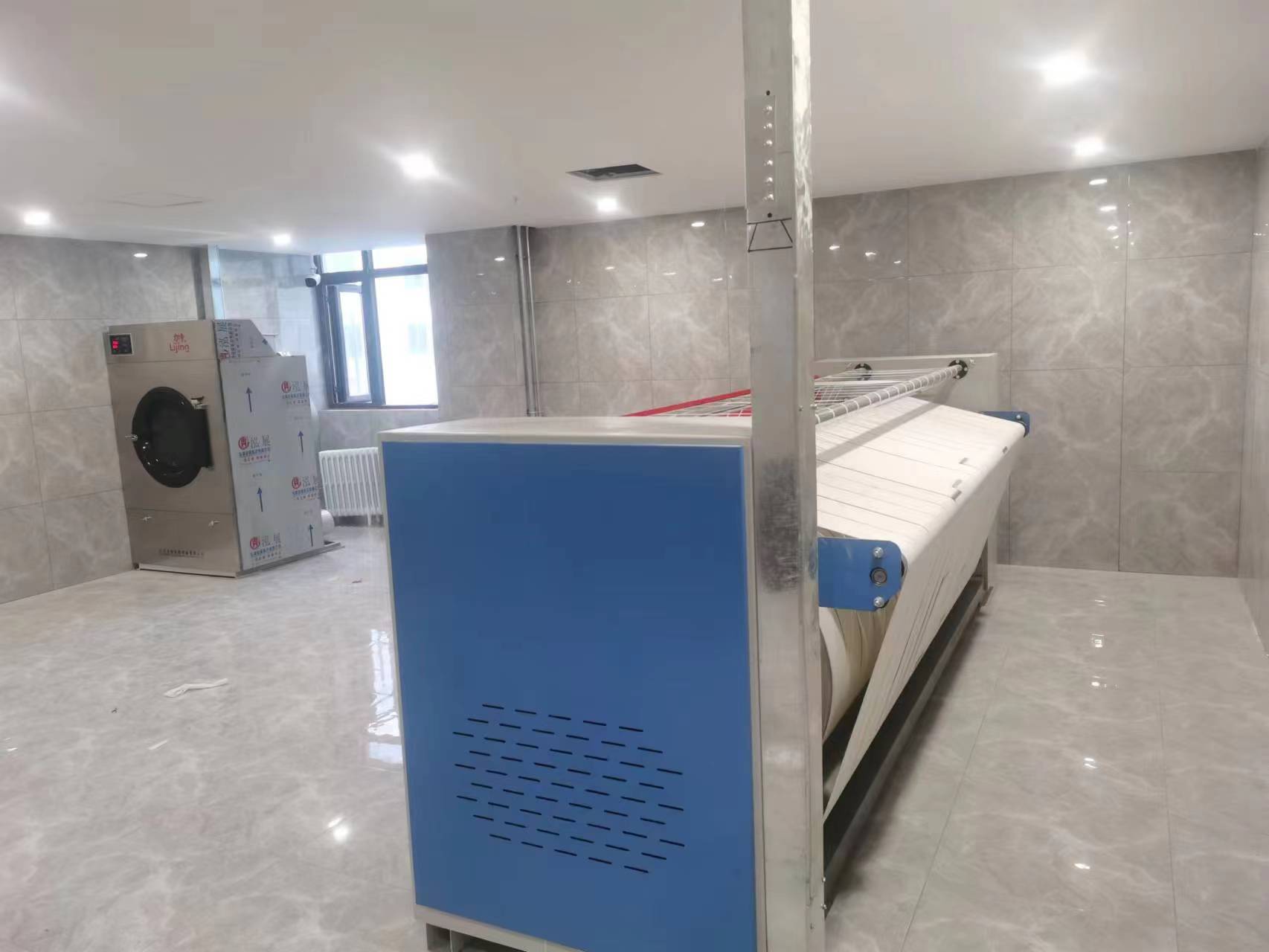 西安比亞迪洗衣房車間